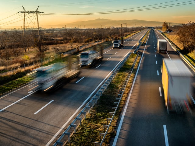 trucking covid.jpg